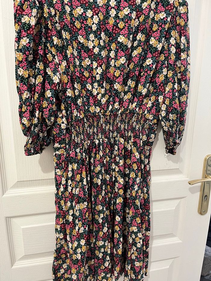 Robe fleurie Zara - photo numéro 3
