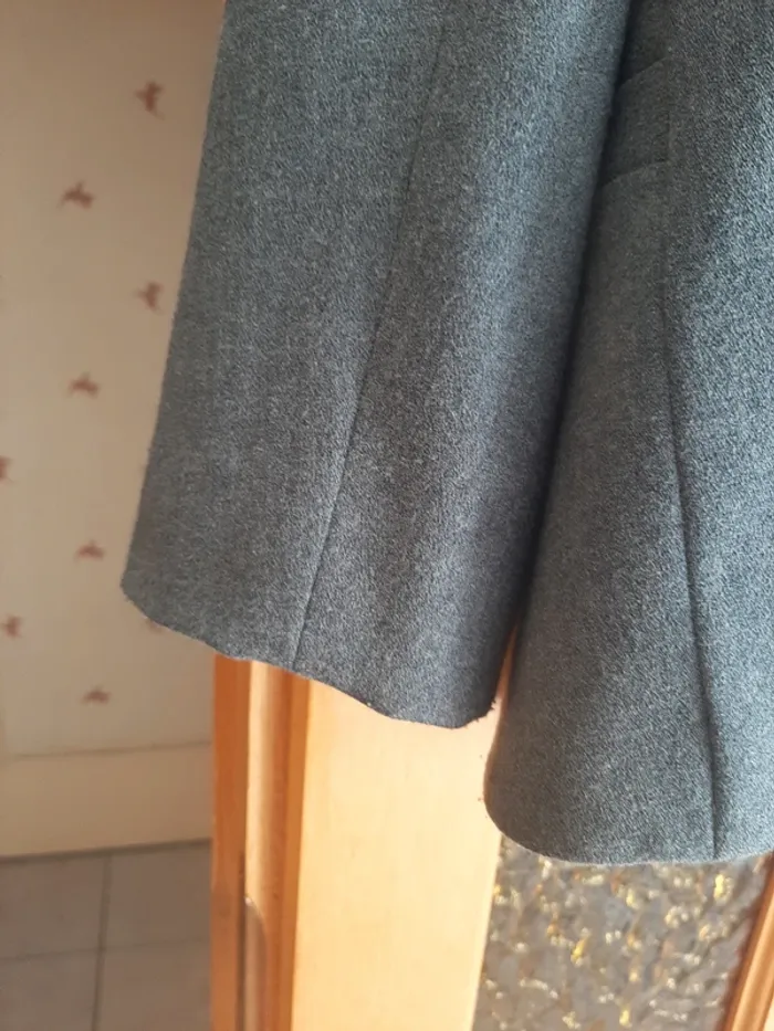 Petite veste sympa - photo numéro 5