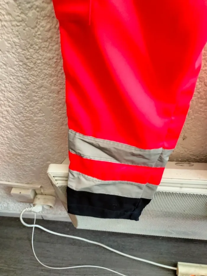Pantalon de travail avec poches T M neuf - photo numéro 5