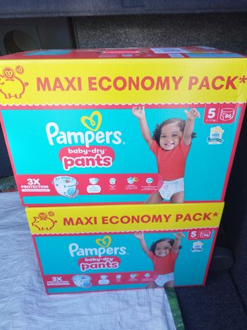 Couches Pampers taille 5