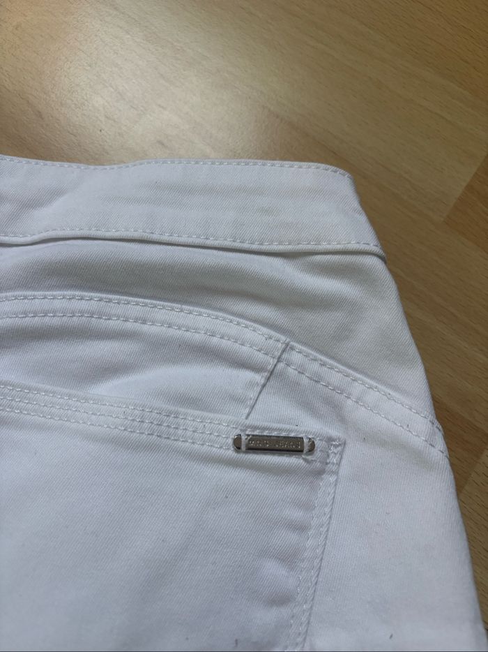 jean mango KIM blanc skinny taille 40 - photo numéro 4