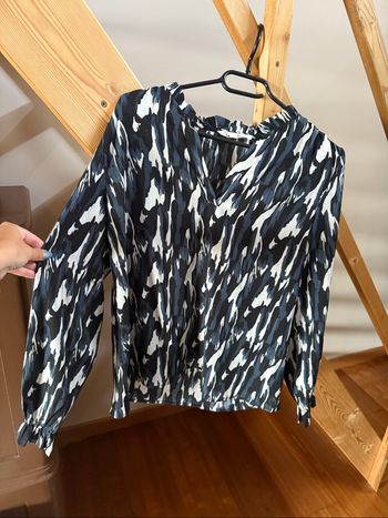 Blouse noire bleue