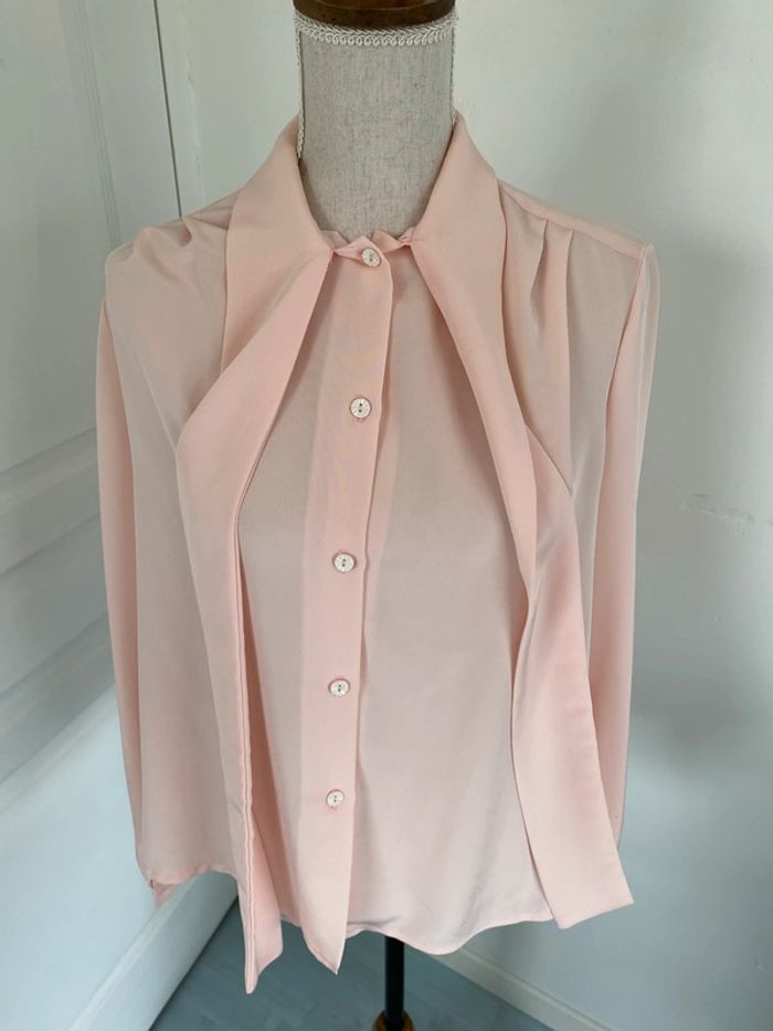 Chemise rose col lavallière - photo numéro 4