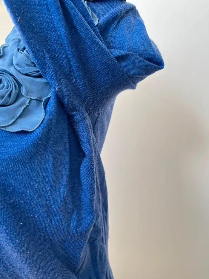 Pull avec fleurs - photo numéro 4