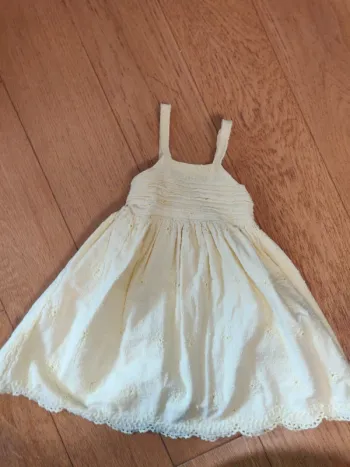 Robe jaune Kiabi 3 ans