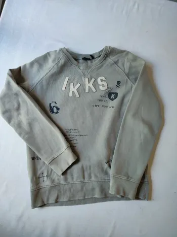 Pull col ras du cou 10 ans