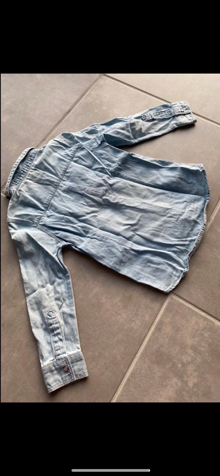 Chemise Kiabi neuve 4 ans - photo numéro 10