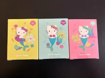 Lot de 3 eaux de parfum Hello Kitty Banane, pastèque et fraise.