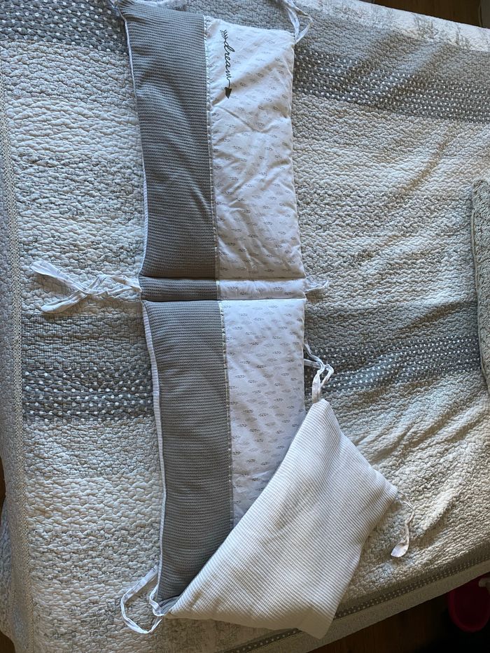 Protège lit , tour de lit - photo numéro 2