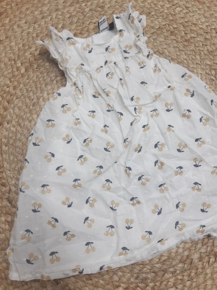Robe et culotte Boboli 3/6 mois - photo numéro 3