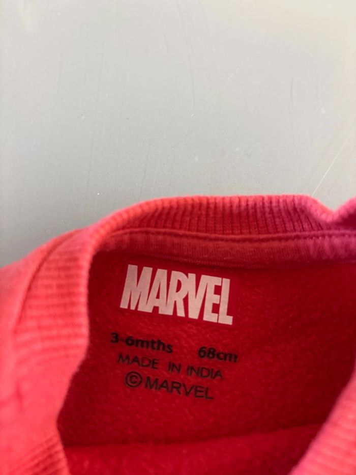 Pull motif Marvel - photo numéro 3