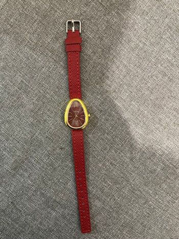  Montre femme tendance – bracelet rouge bordeaux ✨
