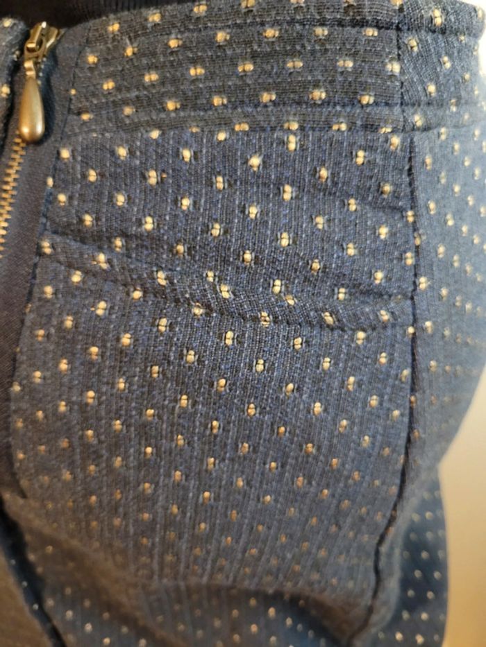 Jupe bleu marine et doré, doublé, chaude et élégante - photo numéro 4