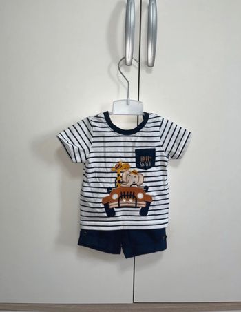 Lot 5 ensembles bébé