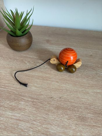 Tut tut tortue jouet à tirer en bois
