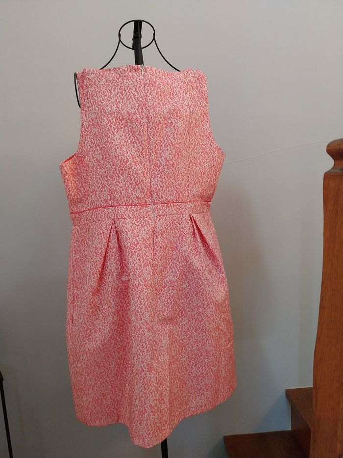 Robe sans manches - photo numéro 2