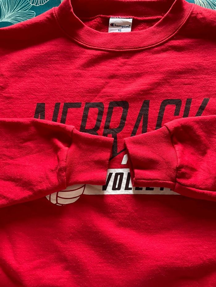 Sweat col rond rouge Champion Nebraska Volleyball taille XS 349 - photo numéro 5