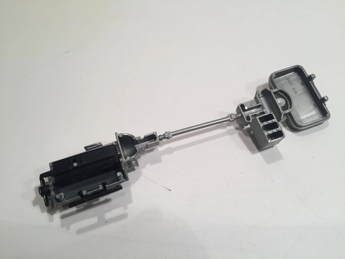 Ligne moteur pièce détachée miniature Burago Mercedes 300 SL 1954 1/18 1/18e #A1