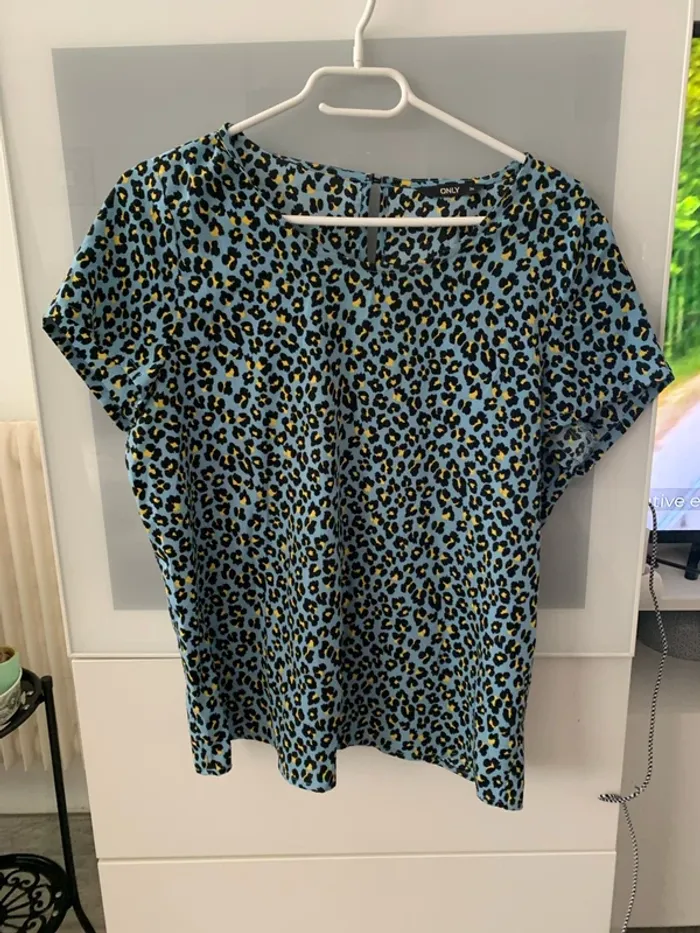 Blouse femme only