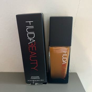 HudaBeauty : Fond de teint