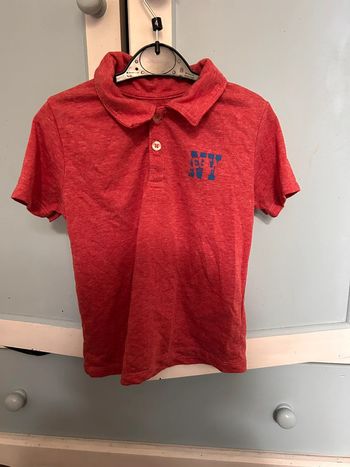 Tee shirt rouge , 3-4 ans