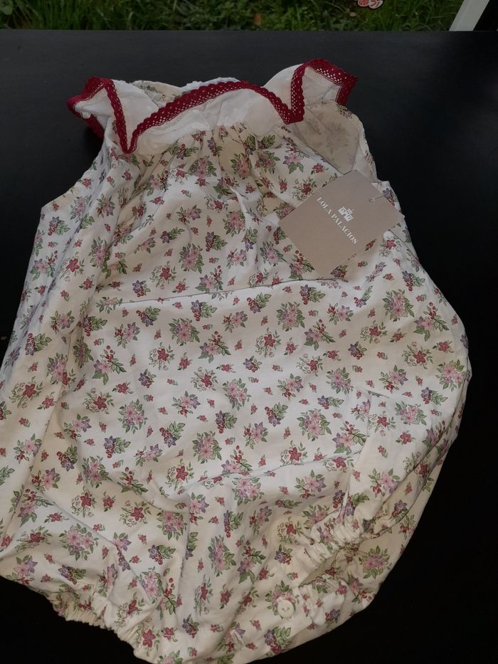 Barboteuse fleurie 12m neuve lolla palacios