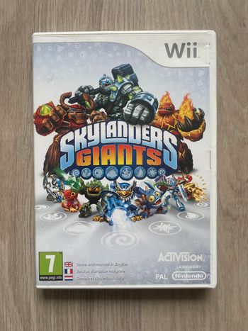 Jeu pour Nintendo Wii, Skylanders giants, version euro dont le français.