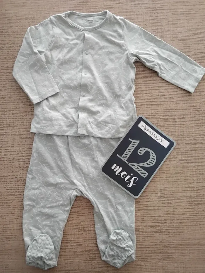 Pyjama léger 12 mois / 74 cm