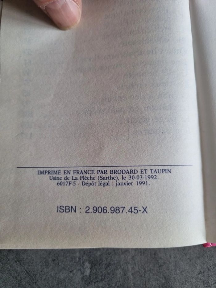 Livre enfant ancien "Le lapin en chocolat" - Lecture Club Benjamin (Spécial Pâques) - photo numéro 6