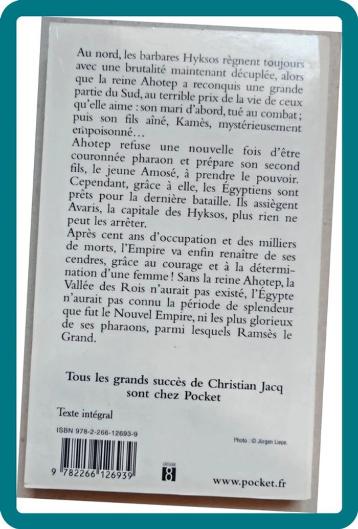 roman "La reine liberté / l'épée flamboyante" Christian Jacq - photo numéro 2
