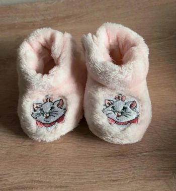 Chaussons Marie Disney taille 15/16
