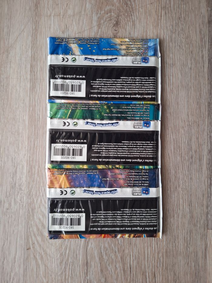 Lot de 3 boosters stars étincelantes 🔥 - photo numéro 2