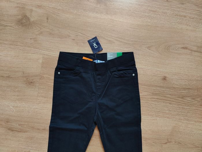 Pantalon noir - photo numéro 4