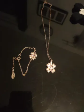 Parure collier bracelet trèfle 4 feuilles fantaisie