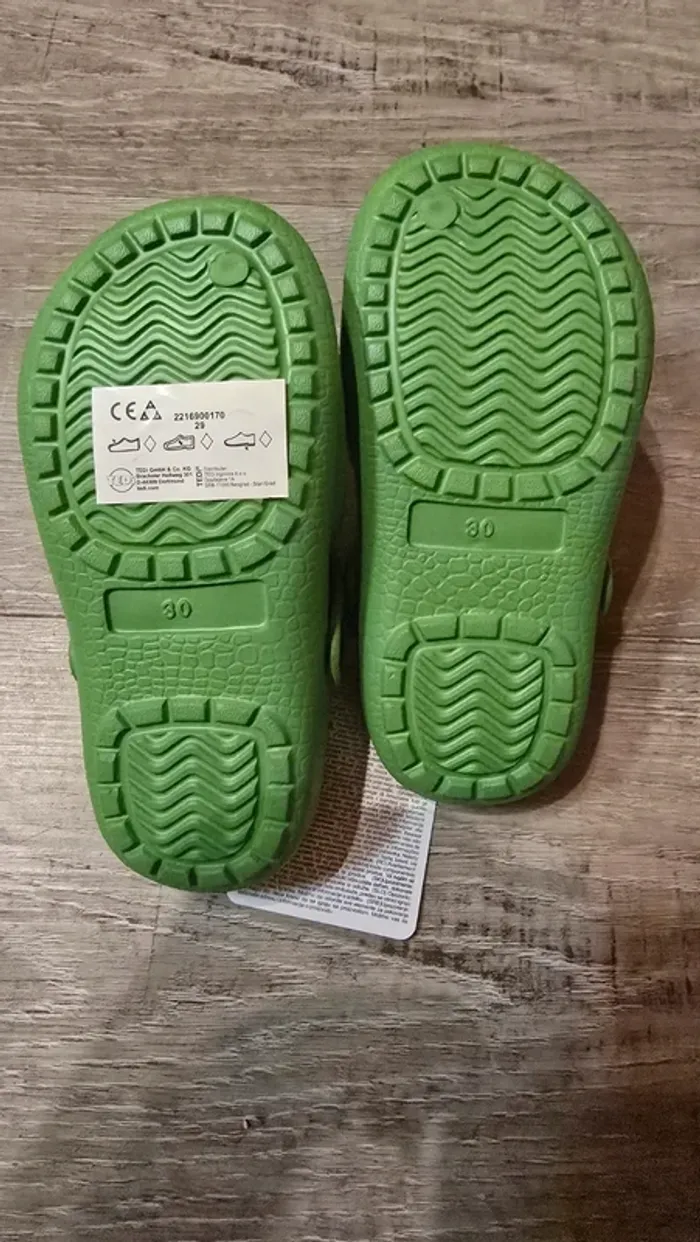 Croc dinosaure neuf taille 30 - photo numéro 2
