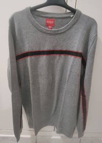 guess pull homme gris taille xl bande logo guess noire et rouge