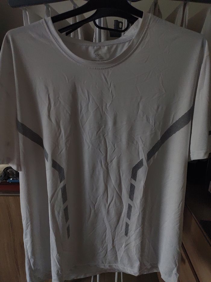 Tee shirt x 4   5 xl neuf - photo numéro 4