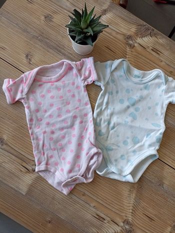 Lot de 2 bodys 1 mois