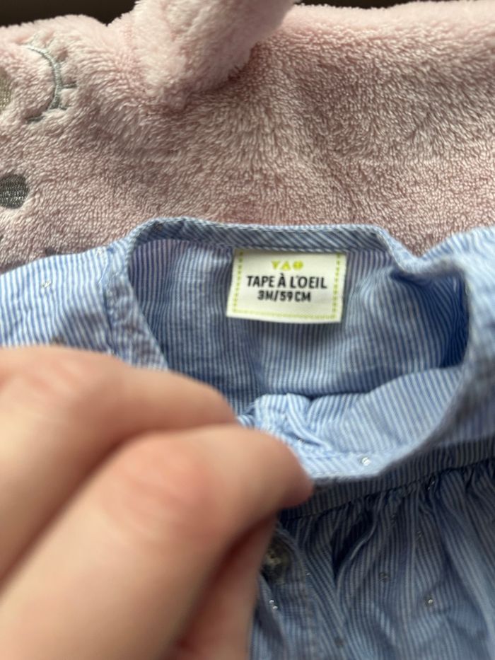 Salopette fille 3 mois en très bon état - photo numéro 4