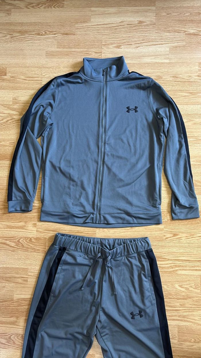 Ensemble Under Armour Gris - photo numéro 2