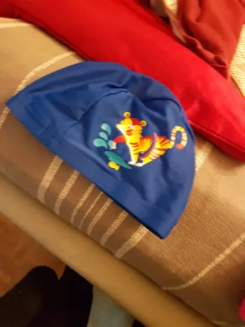 bonnet de bain bleu