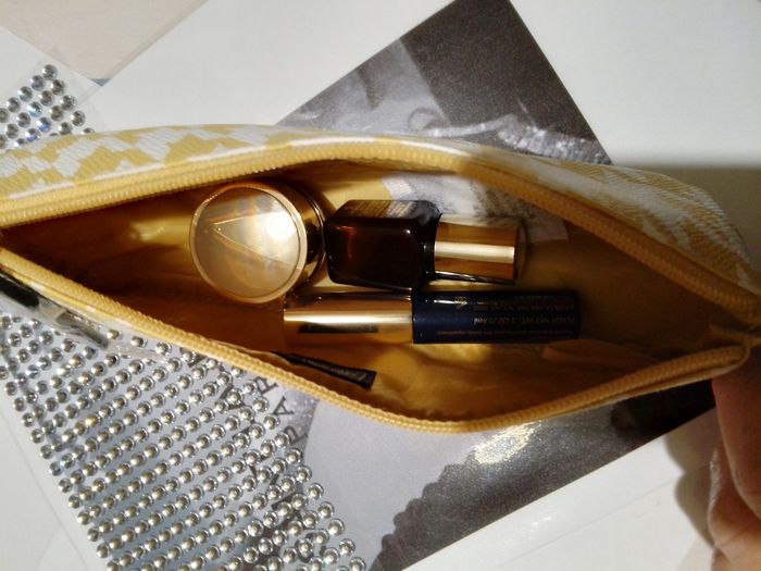 Trousse de maquillage Estée Lauder avec produits - photo numéro 5