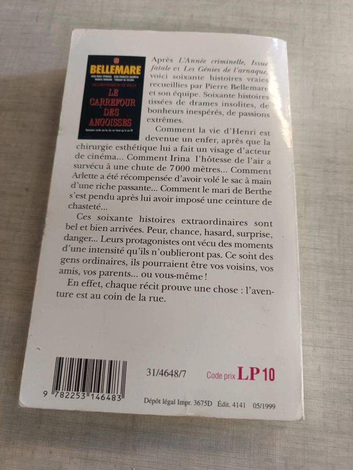 Livre le carrefour des angoisses - photo numéro 3