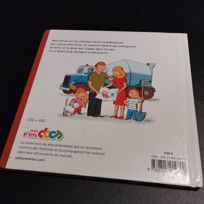 Livre enfant mes p'tits docs le chantier - photo numéro 2