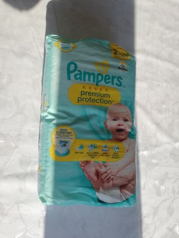 Couches pampers taille 2 