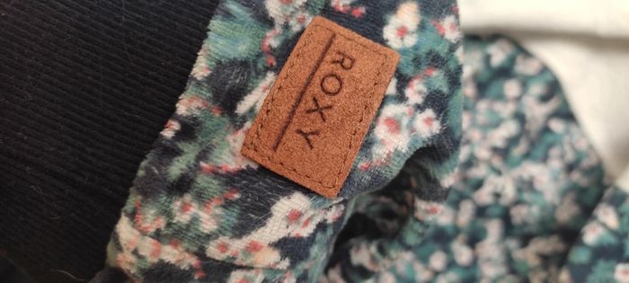 Pull  sweat tout doux Roxy taille M - photo numéro 7