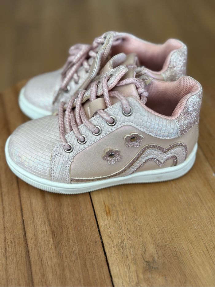 Chaussure, taille 23 - photo numéro 2