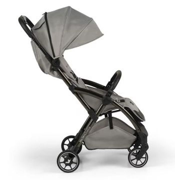 Poussette Grise modèle YOYO, LeclercBaby Influencer AIR, 120 euros au lieu de 489 euros (Neuf dans le carton) - photo numéro 4