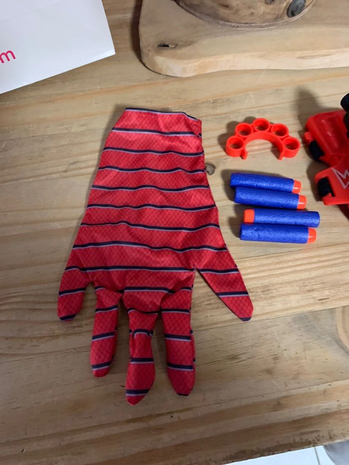 Gant lanceur flèche style Spiderman neuf - photo numéro 3