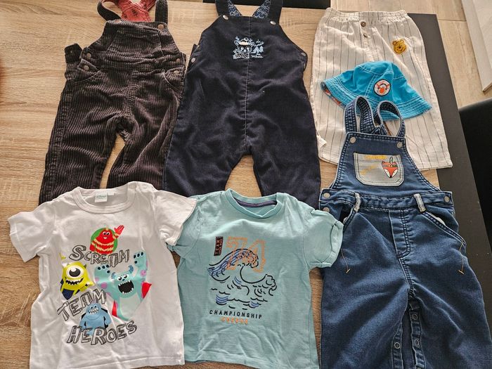 Lot de vêtements 23 et 24 mois . 19 pieces - photo numéro 2